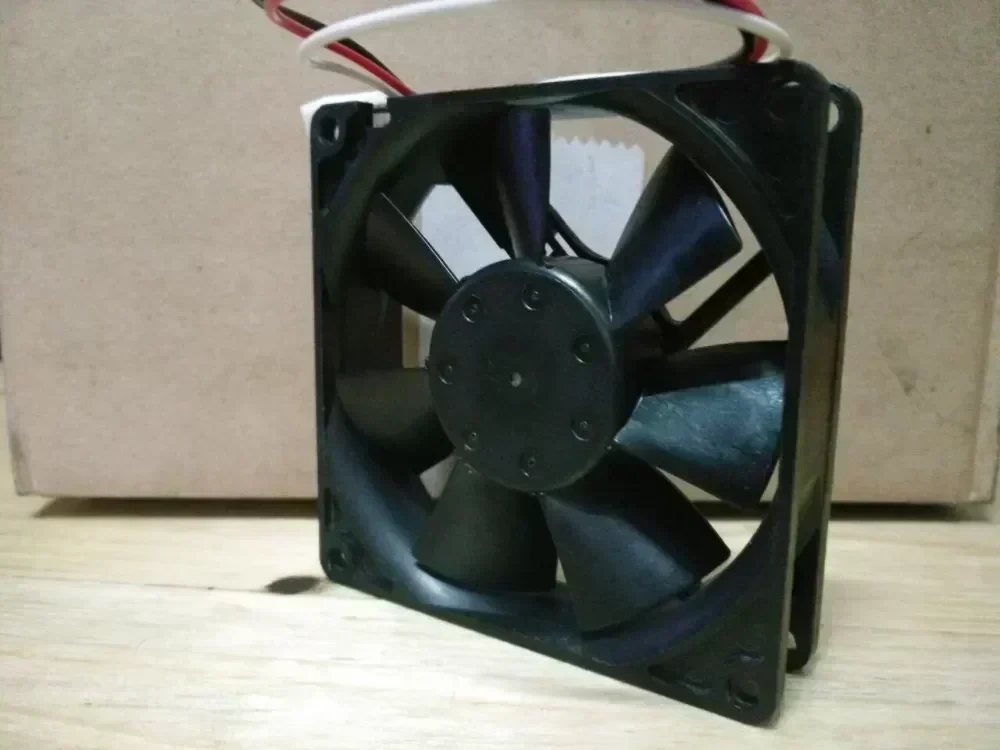 New NMB 8CM 80 12V 0.36A 3108NL-04W-B50 80 * 80 * MM Second-line chassis cooling fan