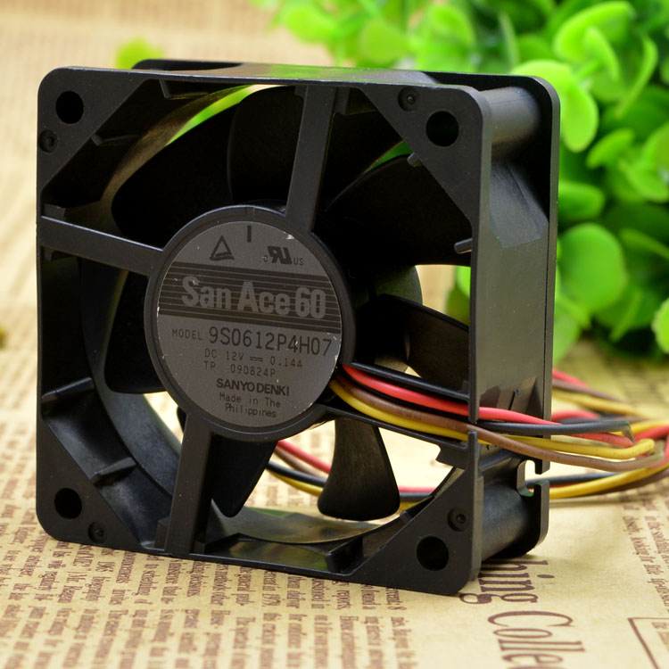 Sanyo 9G0912G104 DC 12V 1.1A 90x90x38mm Server Square fan