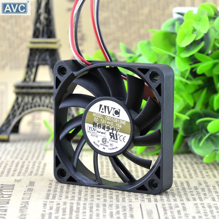 The original AVC DS07015T12U 12V0.70A 7CM 70*70*15 4 pin PWM large volume CPU fan