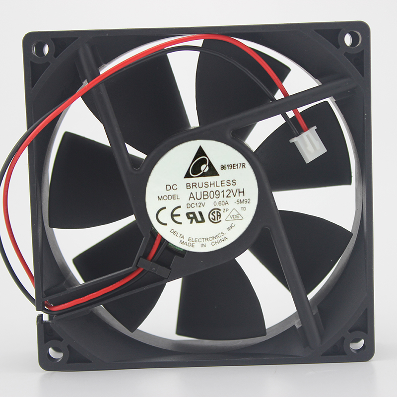 Genuine 9025 AUB0912VH 12V 0.6A 9CM / cm 4-pin temperature control PWM cooling fan