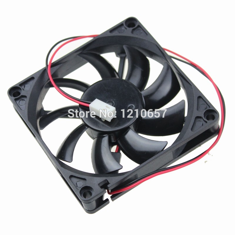 200 Pieces LOT Gdstime 80mm 80x80x15mm 8cm DC 12V 2Pin Connector Brushless Cooling Fan