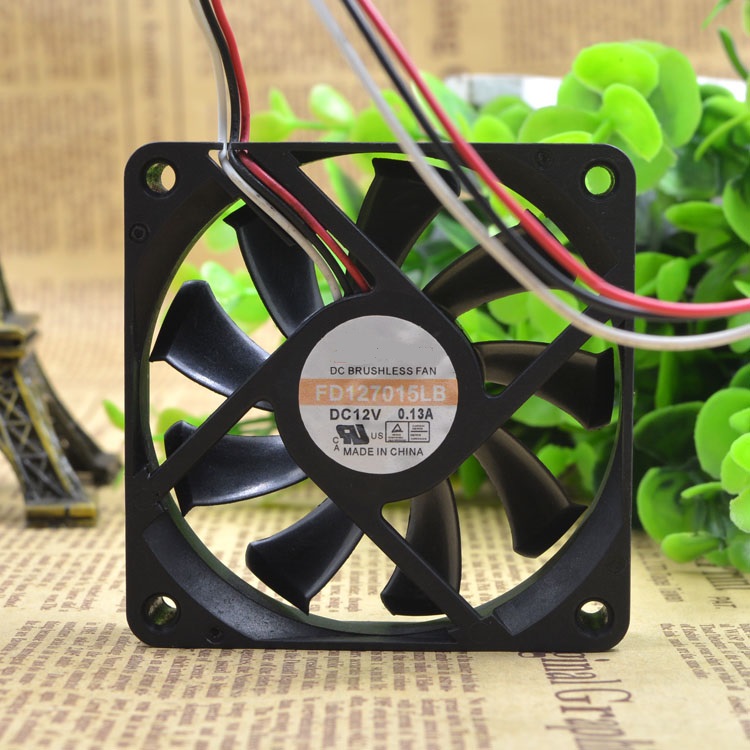 Y.S.TECH FD1270153B-1F 12V 1.56W 3-wire CPU cooling fan